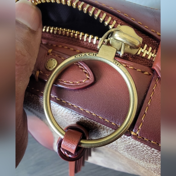 Coach Camera Bag - Picture 12 of 13